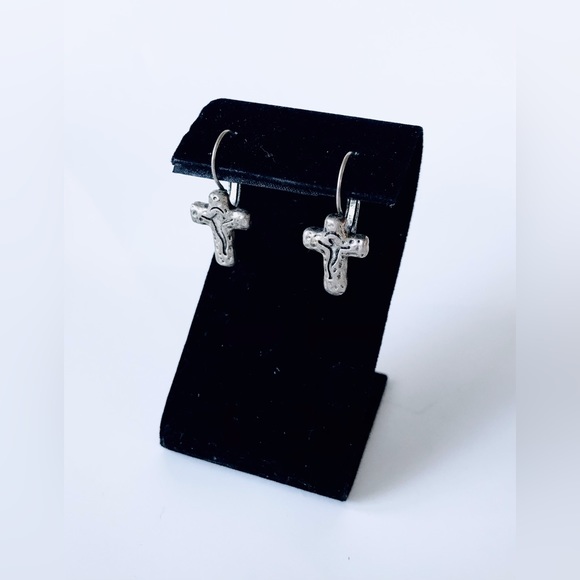 Absolutely Artisan! Christ Cross Earrings made of authentic silver pewter. ♥️ - Picture 2 of 4